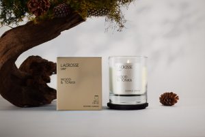 Vela aromática 40 horas | Lacrosse | Wood & Tonka